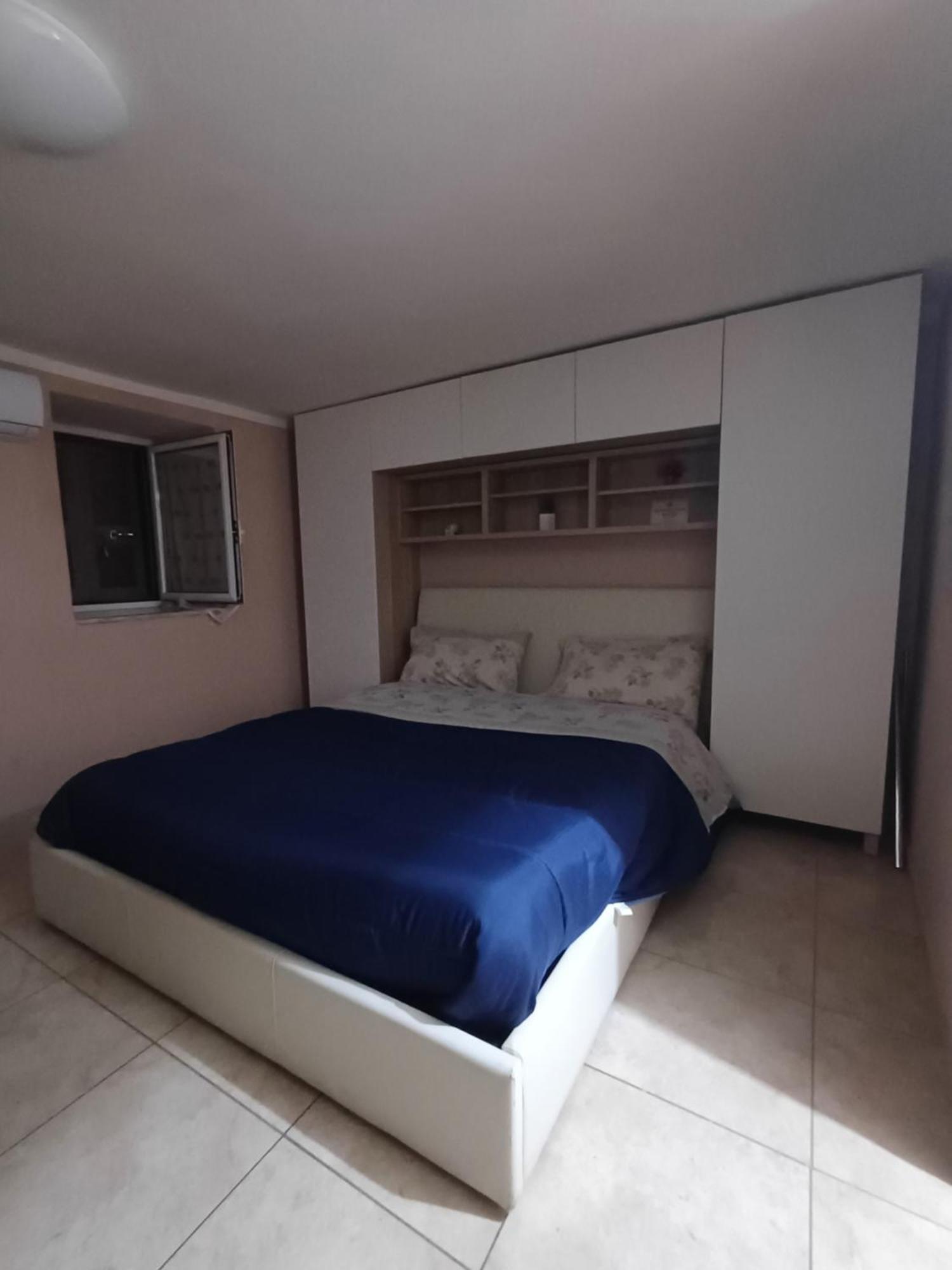 Masaniello'S House Apartment Napoli Bagian luar foto